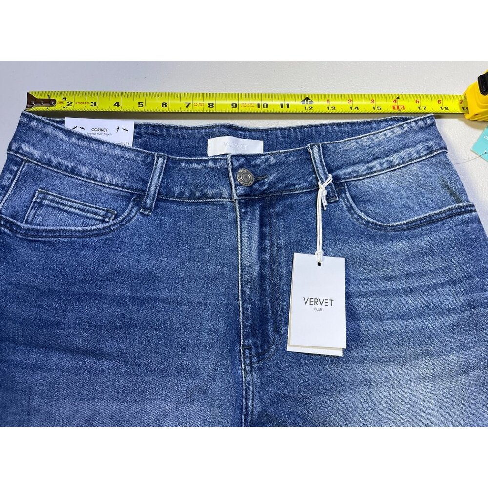 Vervet Blue Womens  Size 18W Cortney Stretch Mom Shorts - Picture 3 of 9